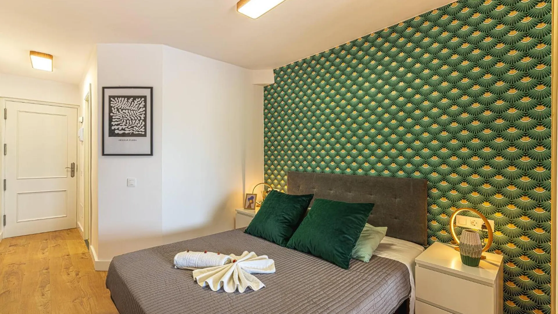 Luxury Studio 2 Ocean View Wifi Free 阿德耶 公寓